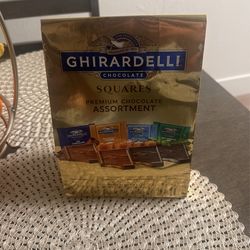 Ghirardelli Squares 18.8oz