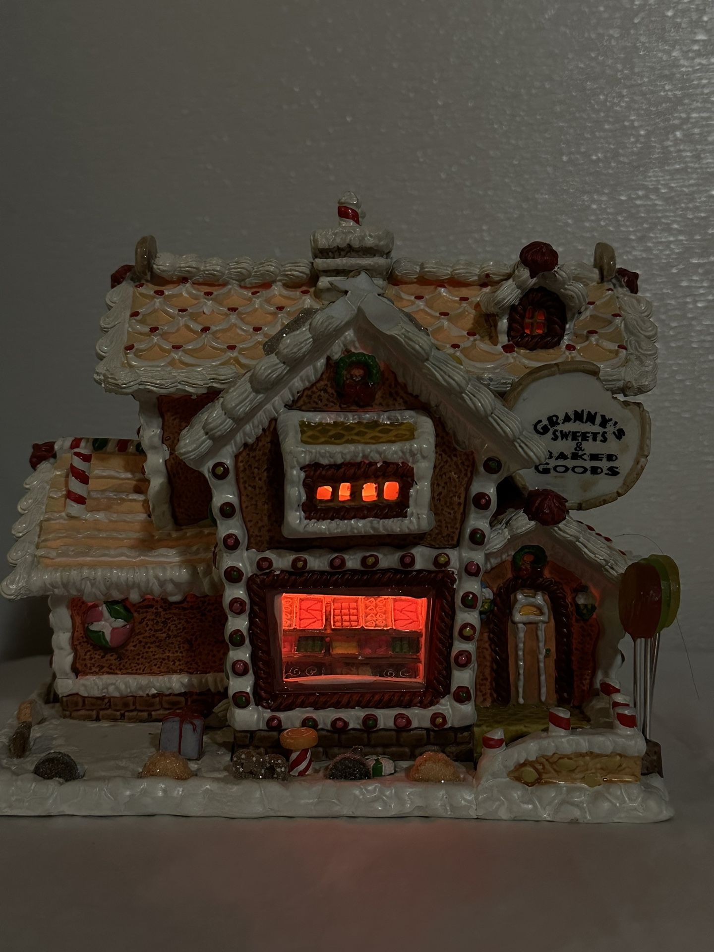 Gingerbread Christmas Village House