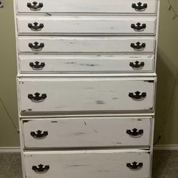 White Distressed 5 Drawer Dresser 