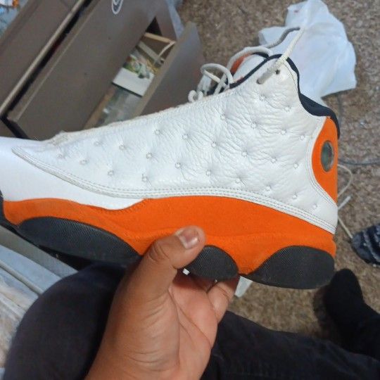 Jordan 12 (Size 10)