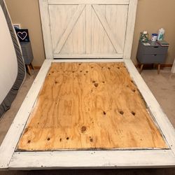 Queen Distressed White Barn Door Platform Bed Frame