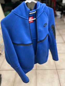 Blue Nike tech