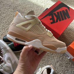 Jordan Retro 4 Tan