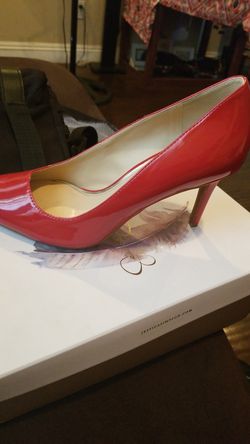 Red Jessica Simpson heels