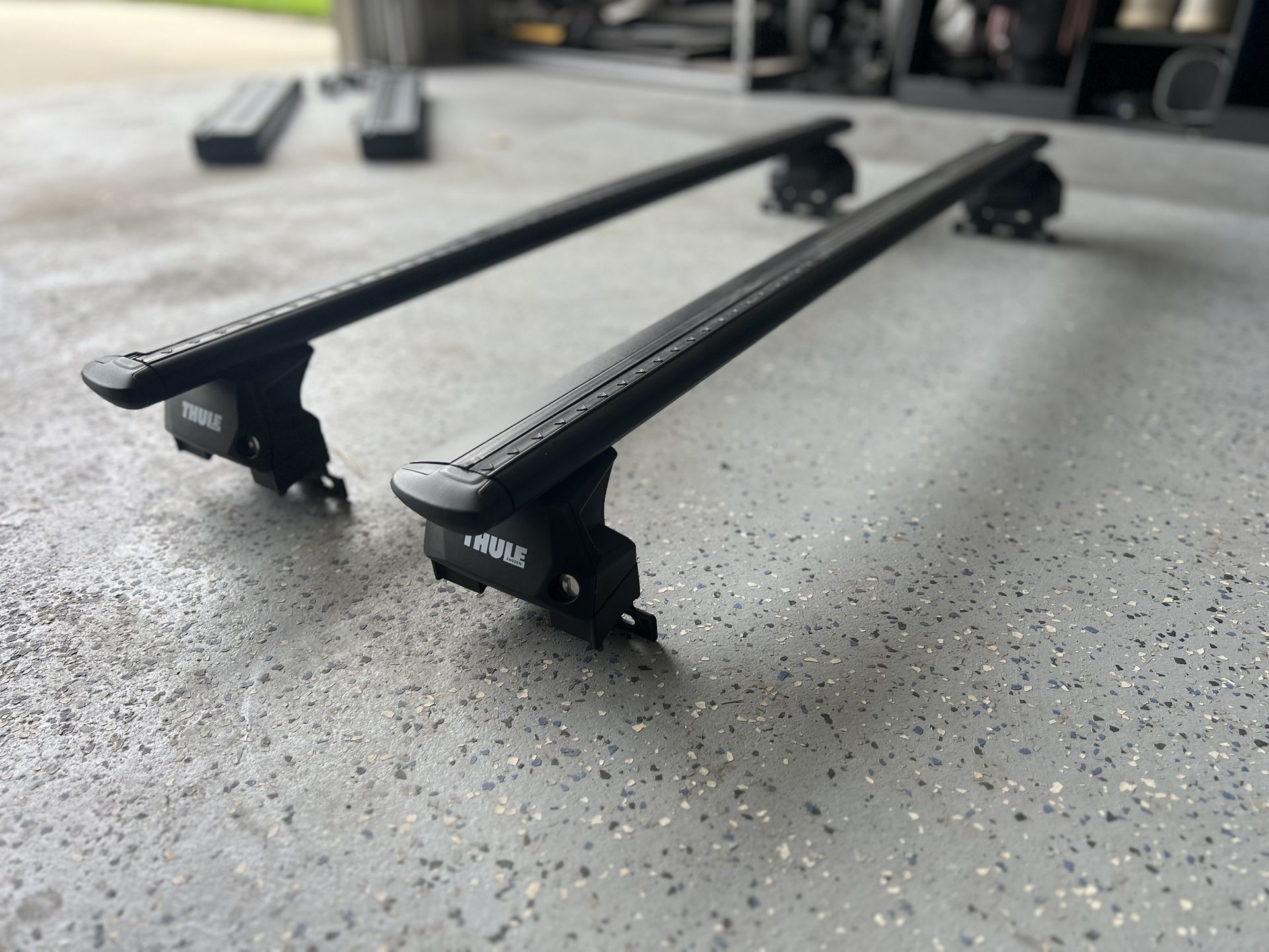 Thule WingBar Evo Roof Rack- Jeep Grand Cherokee