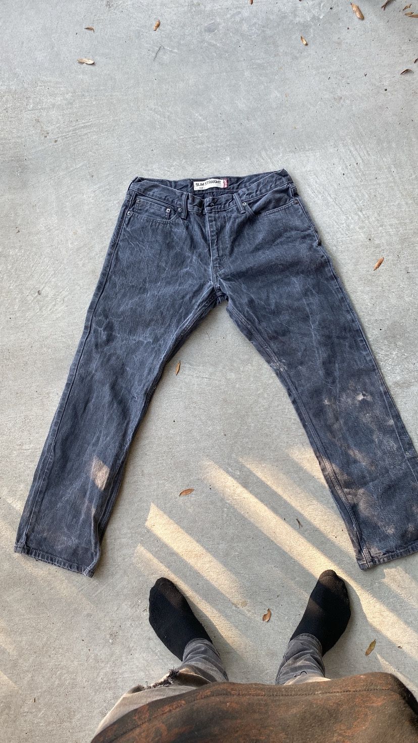 Levis