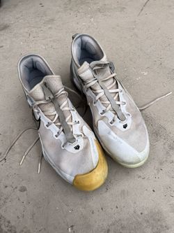 White Nike Metal Trout Cleats
