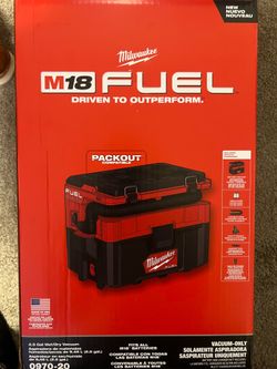 Milwaukee M18 FUEL 2.5 Gal Wet/Dry Vacuum