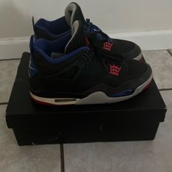 Air Jordan 4 Retro