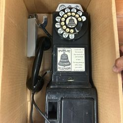 Antique Rotary Dial Telephone
