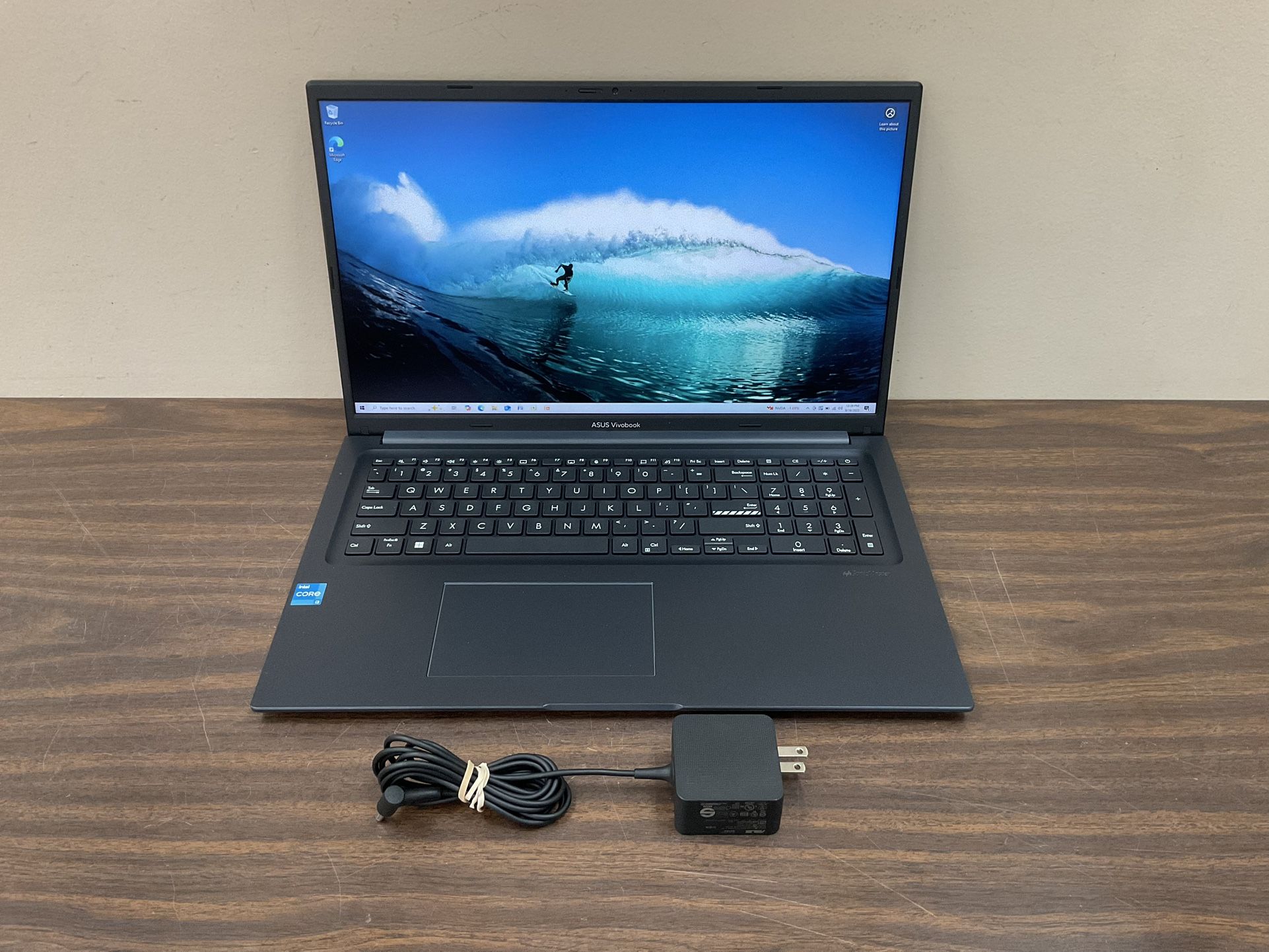 ASUS VIVOBOOK 17” 2024 X1704ZA-138512 LAPTOP W/ CHARGER, INTEL CORE I3-1215U/ 8.00GB RAM/ 512GB SSD/ WINDOWS 10 HOME