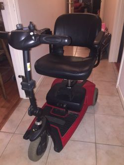 Go Go UltraX mobility cart