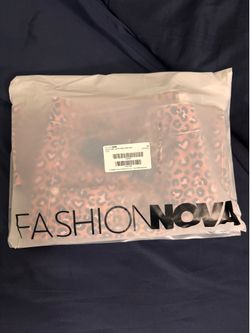 FASHION NOVA Denim Shorts Size 15