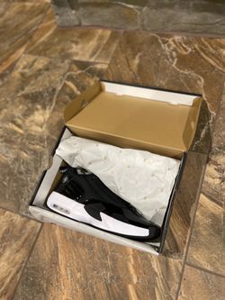 Brand new Jordan 6 size 11.5 $120 pick up only selling about 27 pairs of my shoes