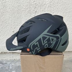 Troy Lee Designs A1 Helmet Size S 