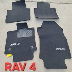 Toyota RAV4 Floor Mats NEW