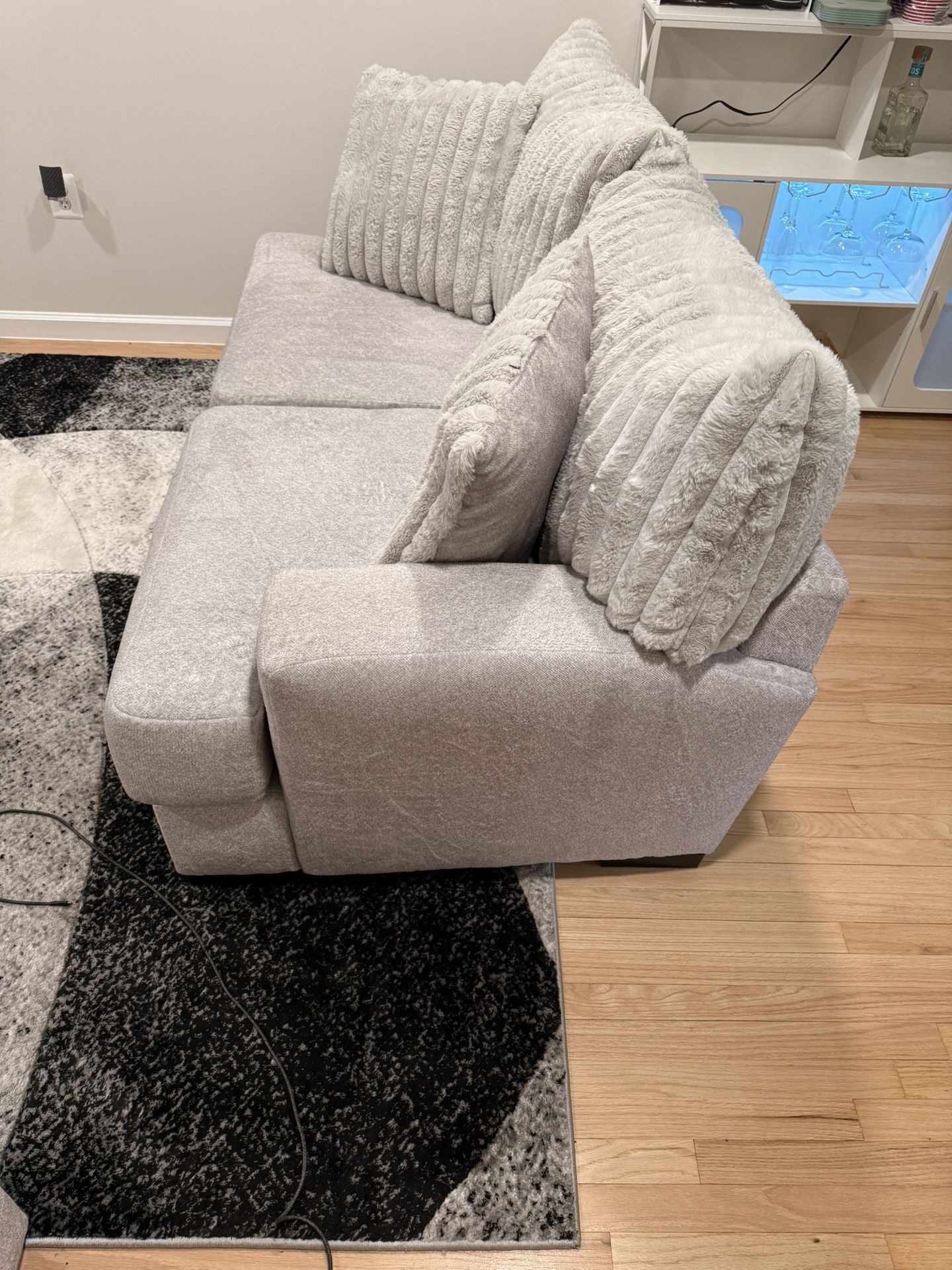 Living Room 2 Set Couches