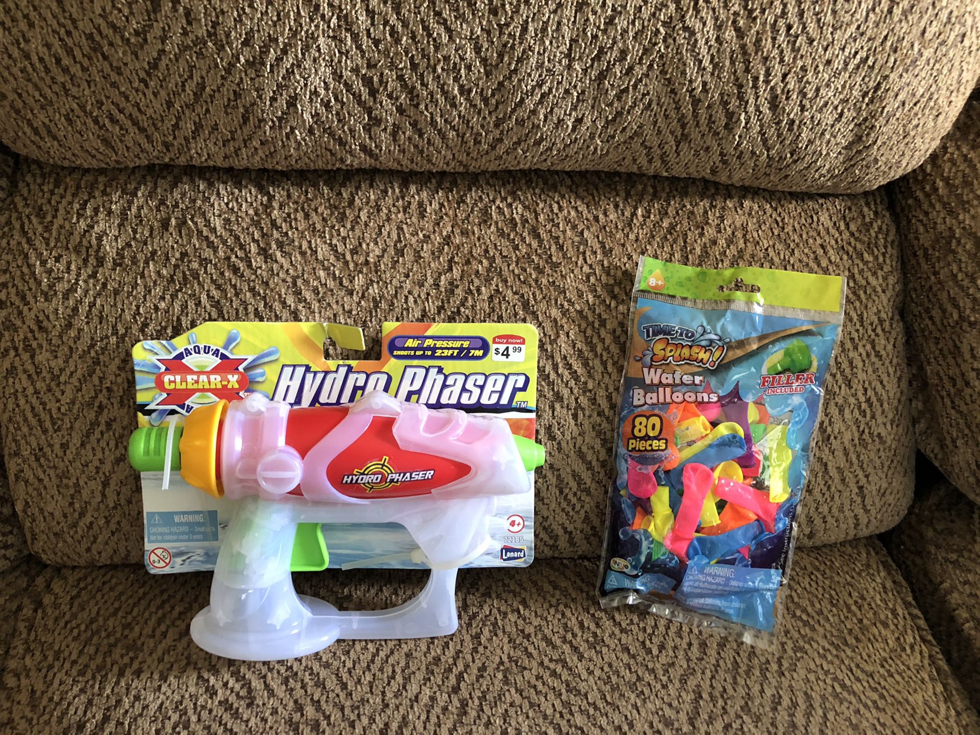 New water gun with water balloons