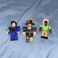 2 Series 10 Roblox Figures And 1 Series 12 Figure