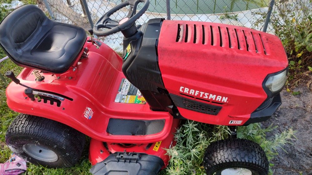 Craftsman T110 Riding Mower Runs Great 2 Years Old Needs New Deck