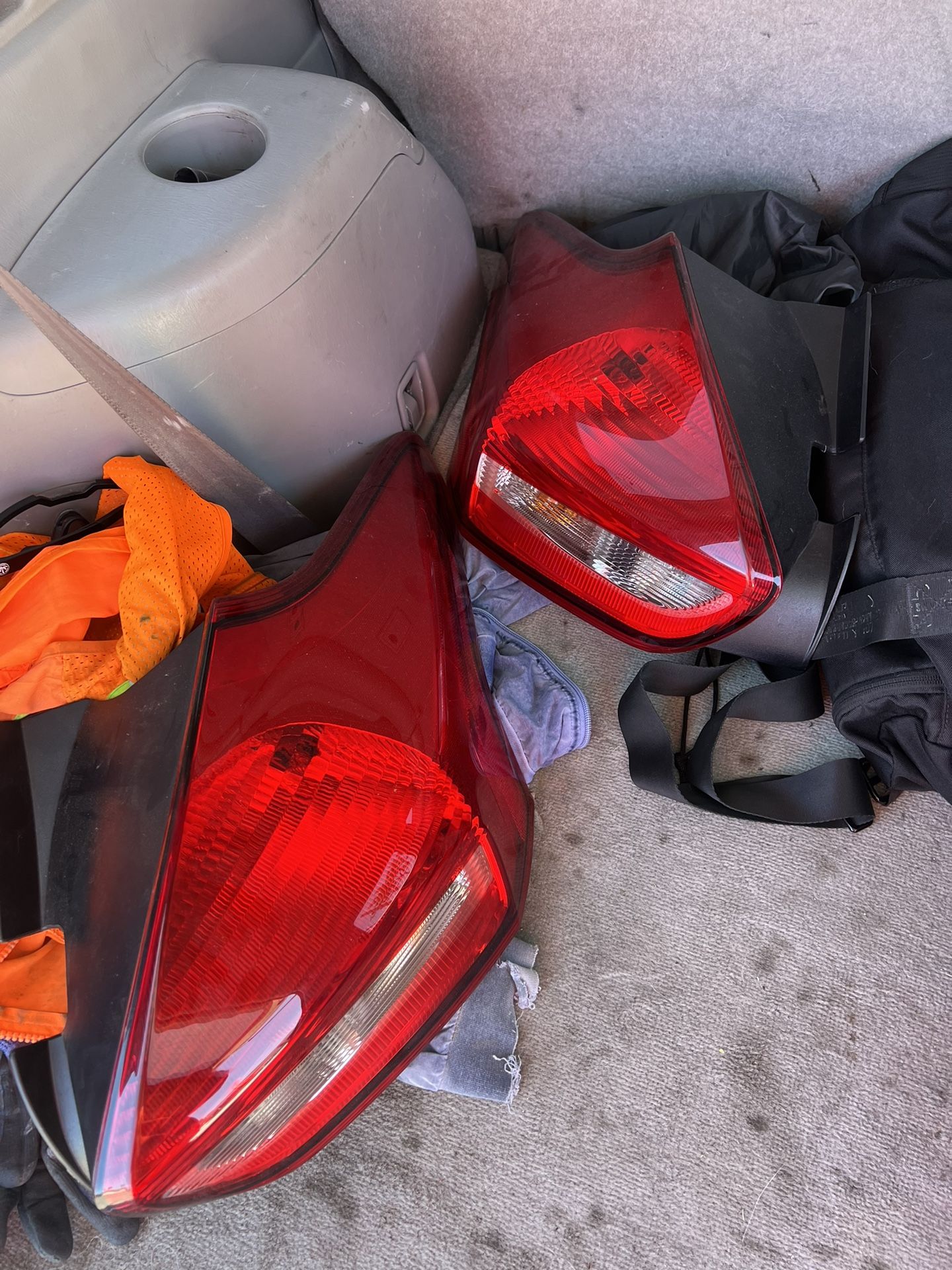 Focus ST/RS OEM tail Lights