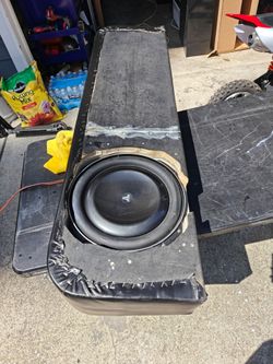 JL Audio 13TW5 in custom truck box