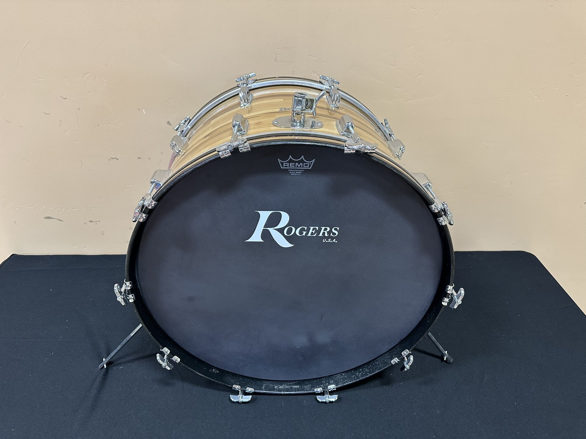24 x 16 Rogers USA Kick Drum in Butcher Block. Vintage. Collectible. Great Condition!