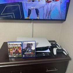 Ps5 With 2 Games Excellent Condition 