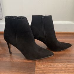 Tylie Clean Black Ankle Dress Boots Suede Women Sz 7M Great Condition! 