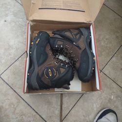 Hi tech Working Boots Size 12 