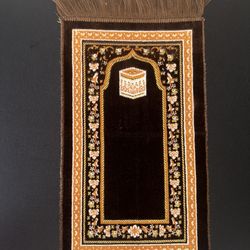 Toddler prayer rug