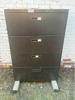 STORAGE  EQUIPMENT