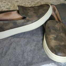 Sofft Camouflage Slip-On Platform Sneakers Size 6.5