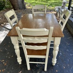 Vintage Wood Dining Table W/ 4 Chairs 4 Drawers