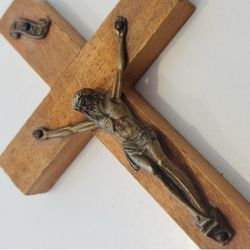 JESUS CHRIST Wood Cross Crucifix Original Vintage Antique Gold Metal Fine Art Collectible Wall Plaque Display Religion / Religious Christian Small Siz
