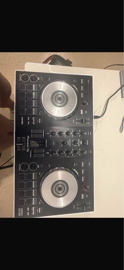 Pioneer DJ DDJ-SB3 Serato DJ Controller
