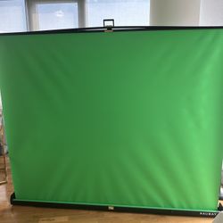 Portable Green Screen!  Raubay Wide Screen Collapsible Green Screen!  