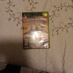 Star Wars The Clone Wars XBOX good condition No scratches.