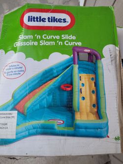 Slam'n curve water slide