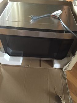 Brand-new never jennair microwave