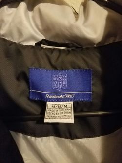 Size medium reebok/riders fluffy vest 40 obo.