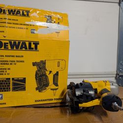 DeWalt 15 Roofing Nailer 