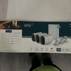 Arlo Pro 4 With 3 Cameras and One Base Station