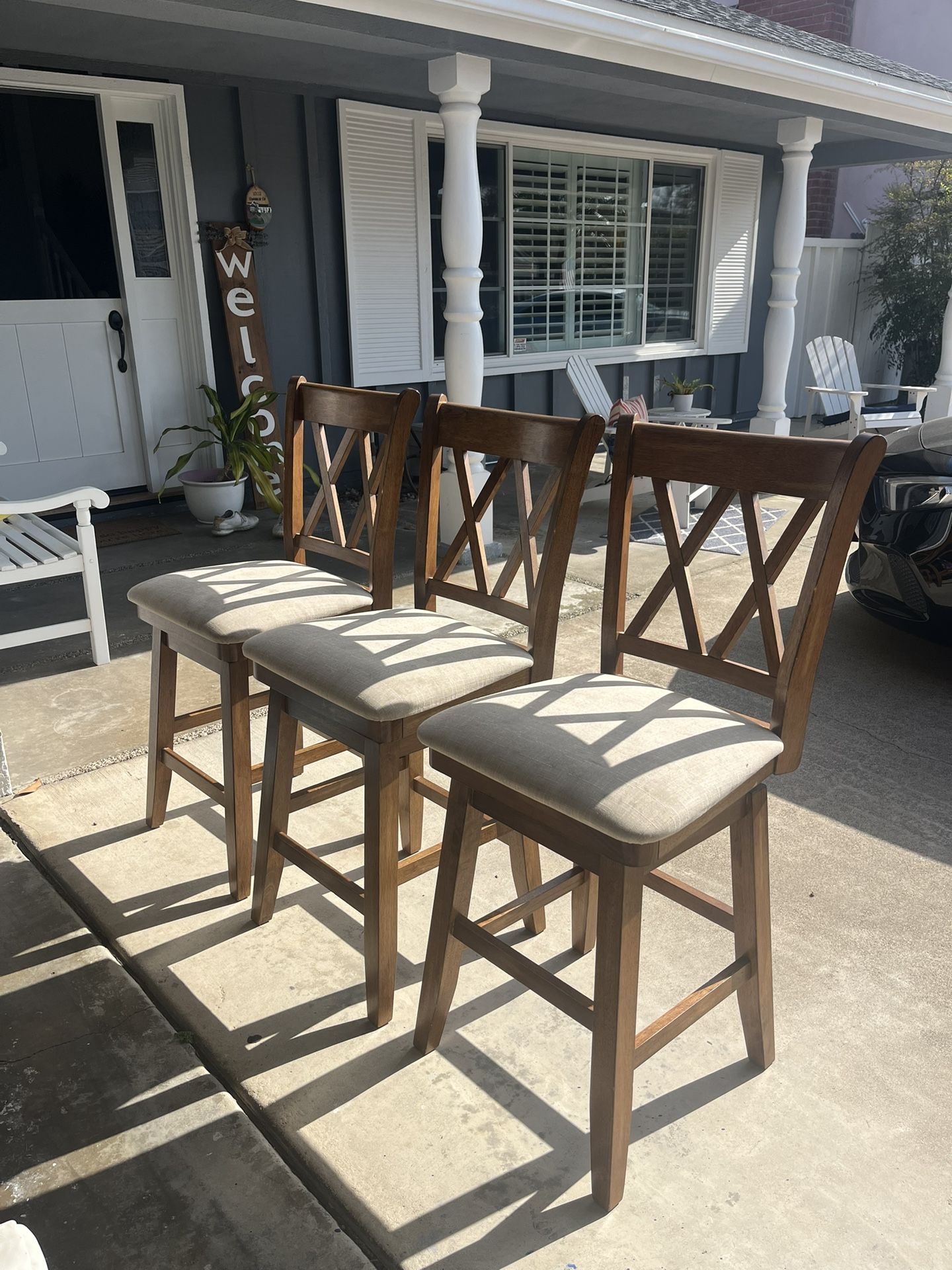 Counter Height Wood Bar Stools