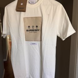 Burberry T-shirt