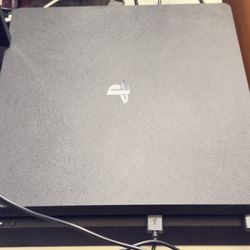PS4 Slim w 2 Controllers