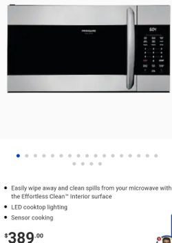 new stove and microwave, still with their protective covers. both for $ 850 ... separate microwave $ 300, kitchen $ 800.