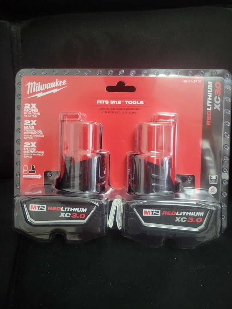 Milwaukee
M12 12-Volt Lithium-Ion XC Extended Capacity 3.0 Ah Battery Pack (2-Pack)