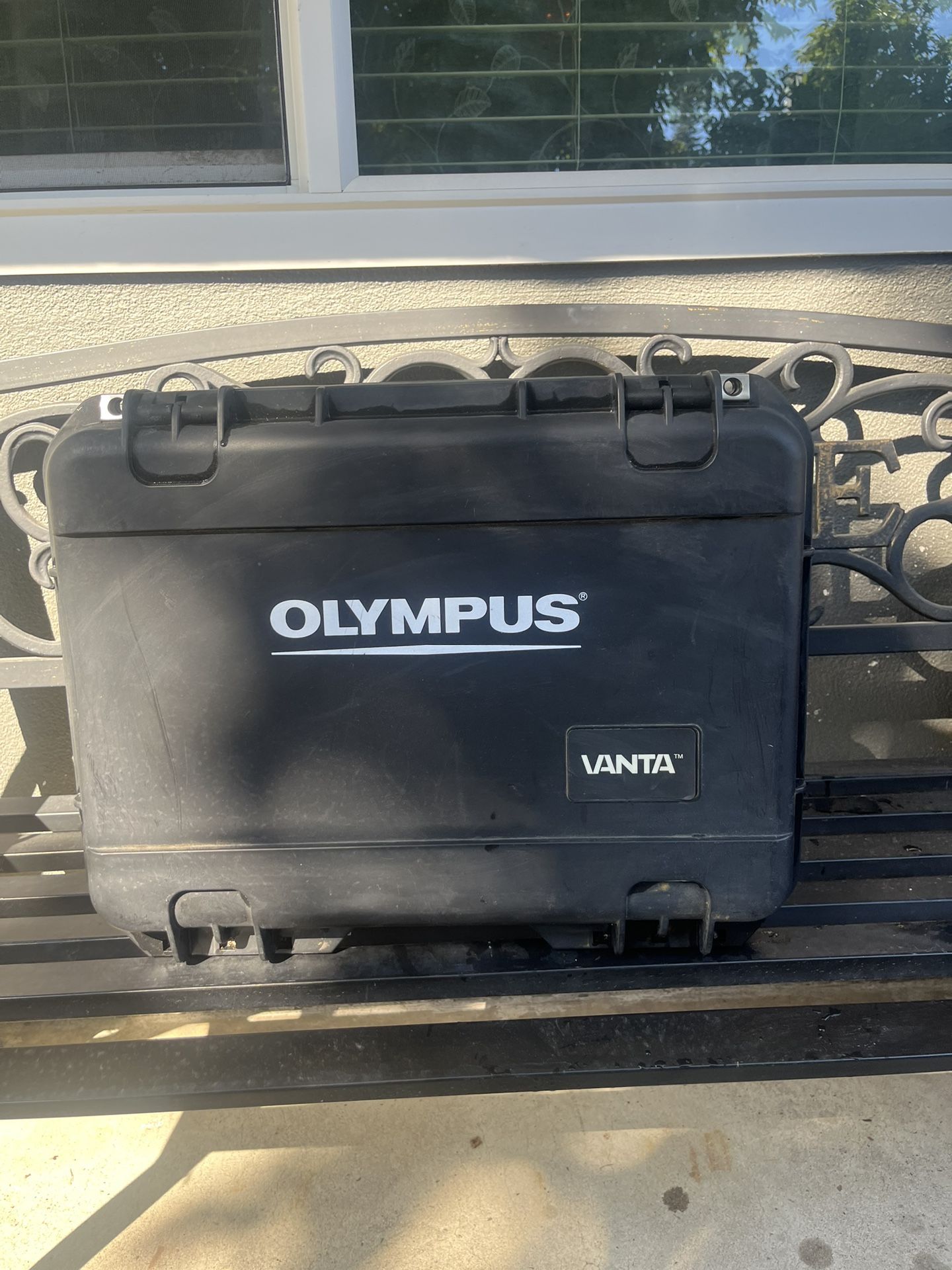 OLYMPUS Case 