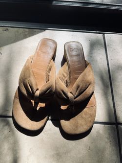 Staud Tan Suede sandals Size 36